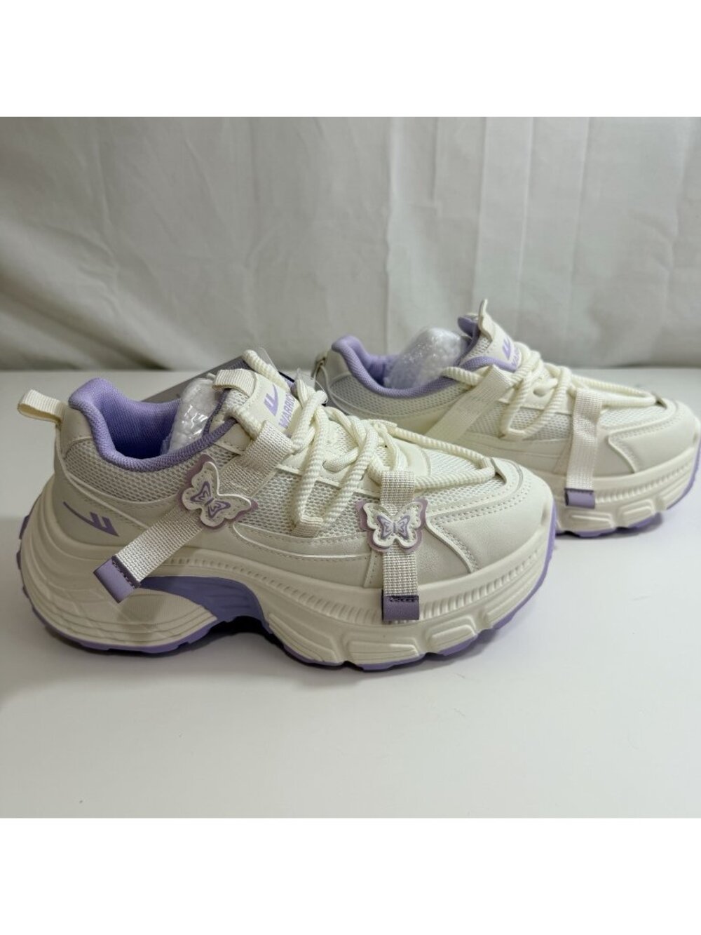 Warrior Women’s Chunky Platform Lace Up Butterfly Sneakers Cream & Purple Size 6